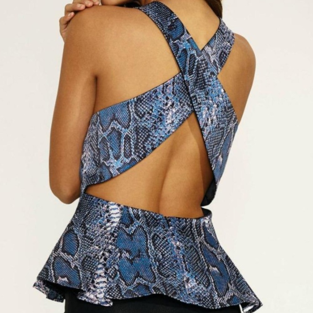🎉LOWEST🎉Lovers + Friends Snake Print Top - NWT - Picture 3 of 4